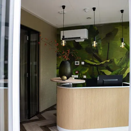 De Koppelpaarden فندق ليختنفورده