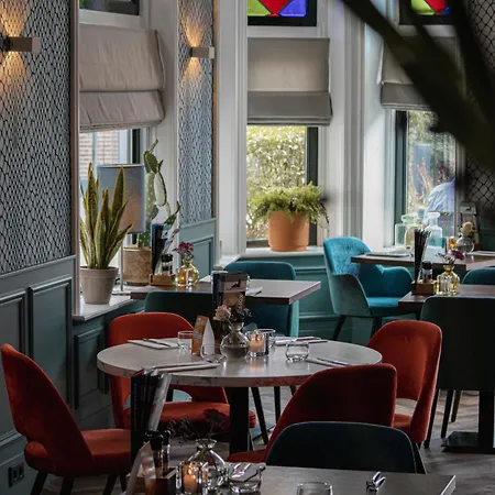 Hotel De Koppelpaarden 4*