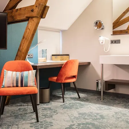 Hotel De Koppelpaarden 4*