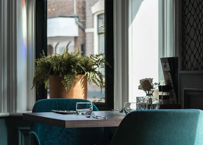 Hotel De Koppelpaarden 4*